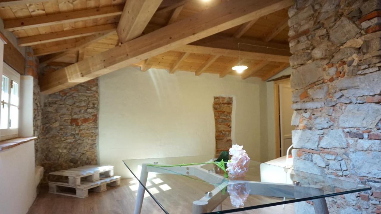 ルッカAgriturismo Le Vallilungheアパートメント エクステリア 写真
